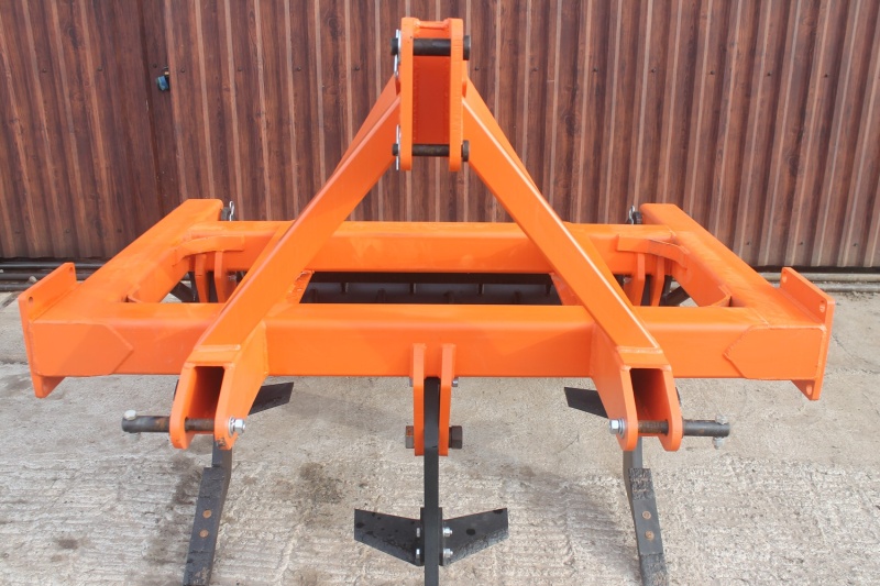 Плуг чизельный ПЧН-1,6 с зубчатым катком купить в Ярославле – «БДН-АгроКубань», 5