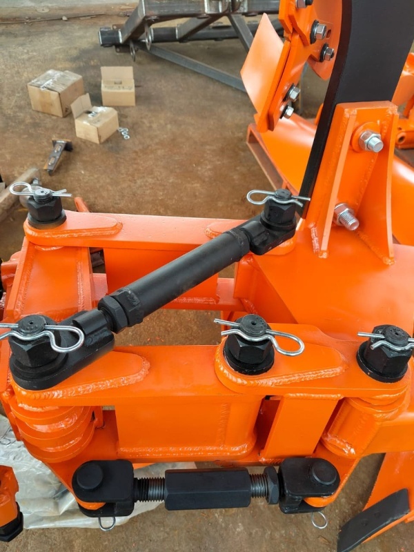 Плуг навесной оборотный 3/35 купить в Ярославле – «БДН-АгроКубань», 7