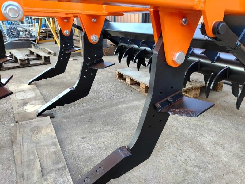 Плуг чизельный навесной ПЧН-2,1Н с зубчатым катком купить в Ярославле – «БДН-АгроКубань», 6