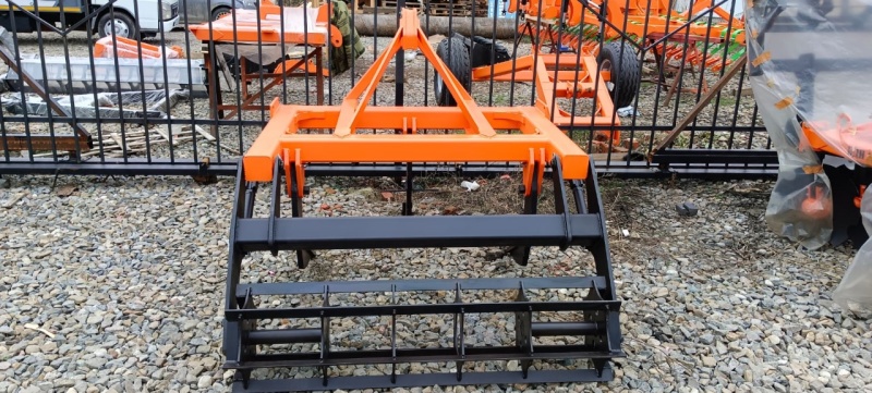 Плуг чизельный ПЧН 1,6 с планчатым катком купить в Ярославле – «БДН-АгроКубань», 2