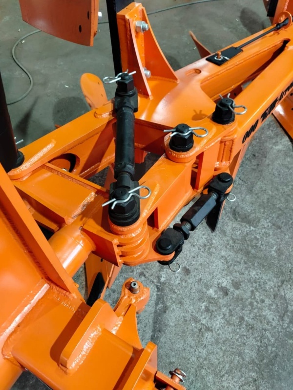 Плуг навесной оборотный 3/35+1 купить в Ярославле – «БДН-АгроКубань», 5