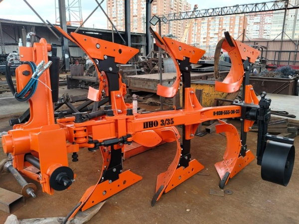 Плуг навесной оборотный 3/35 купить в Ярославле – «БДН-АгроКубань», 2