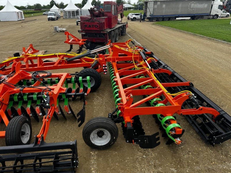 Лущильник мульчировщик дисковый прицепной «АВРОРА» ЛД-8Л (евро-складывание) ЛАФЕТ купить в Ярославле – «БДН-АгроКубань», 3