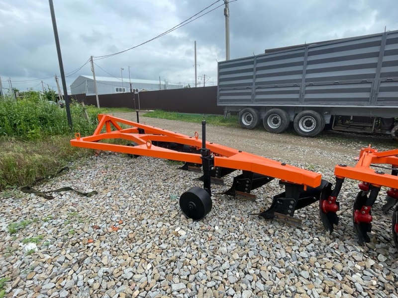 Плуг отвальный ПЛН 7-35 (7 корпусов) купить в Ярославле – «БДН-АгроКубань», 2